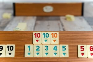أحجار لعبة الأوكي الرومي VIP الفاتح ميلامين سميكة ومرقمة بوضوح