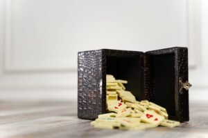 Leather tile storage box included with the Luxury Okey Rummy Game