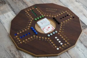 Jackaro 4/6 Players Brown Wooden Board Close Up